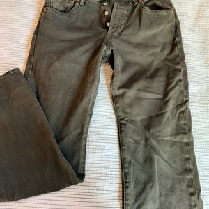 Levi's Women's Boyfriend Jeans in Olive Green